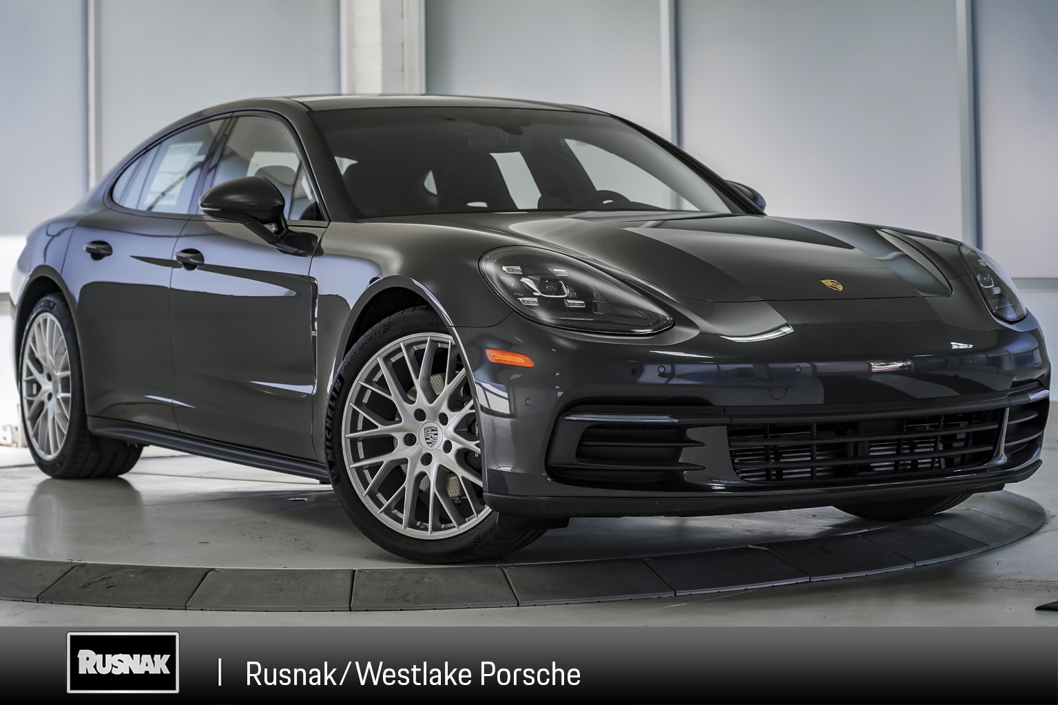New 2020 Porsche Panamera Base 4d Hatchback In Thousand Oaks