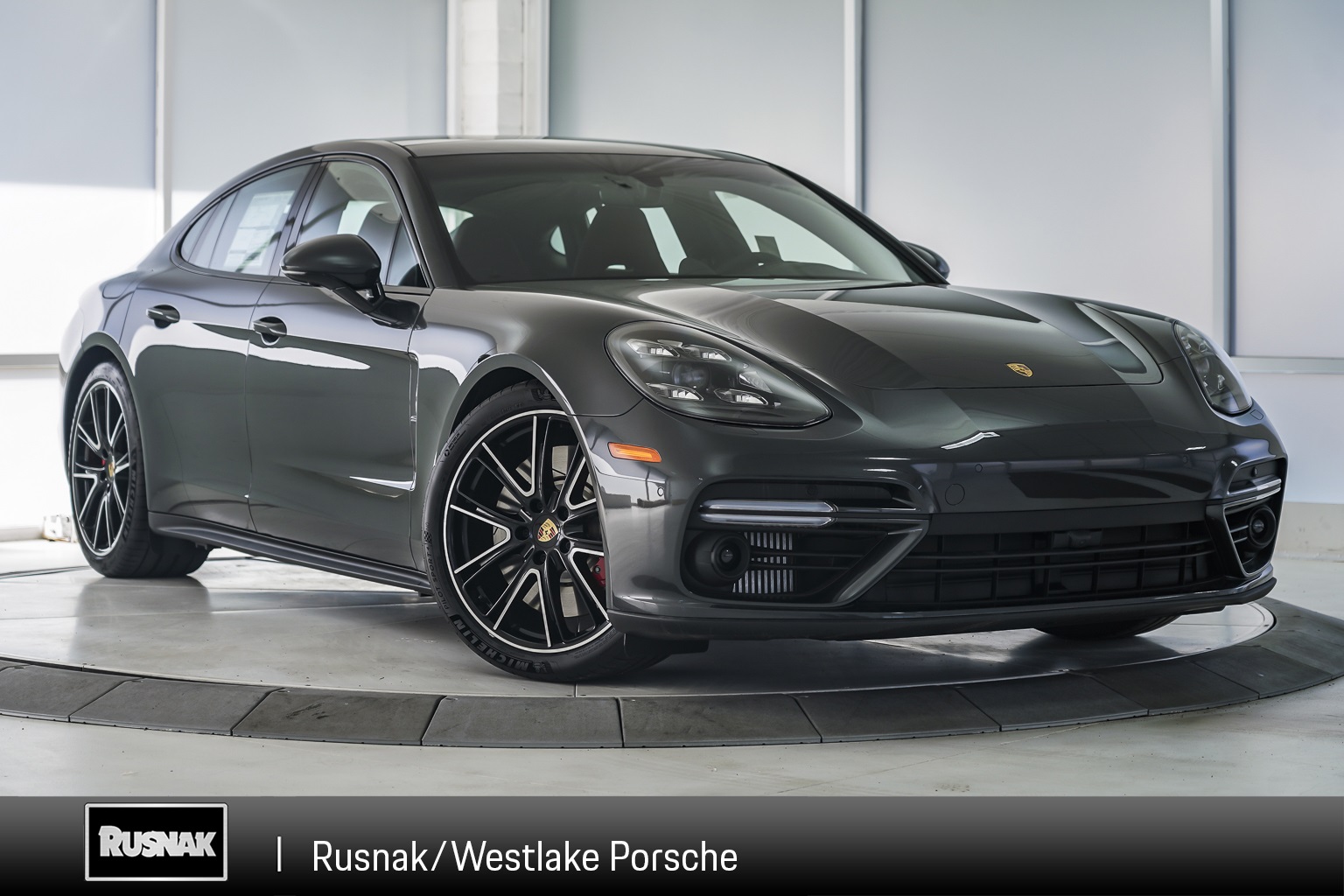 New 2020 Porsche Panamera Turbo 4d Hatchback In Thousand Oaks