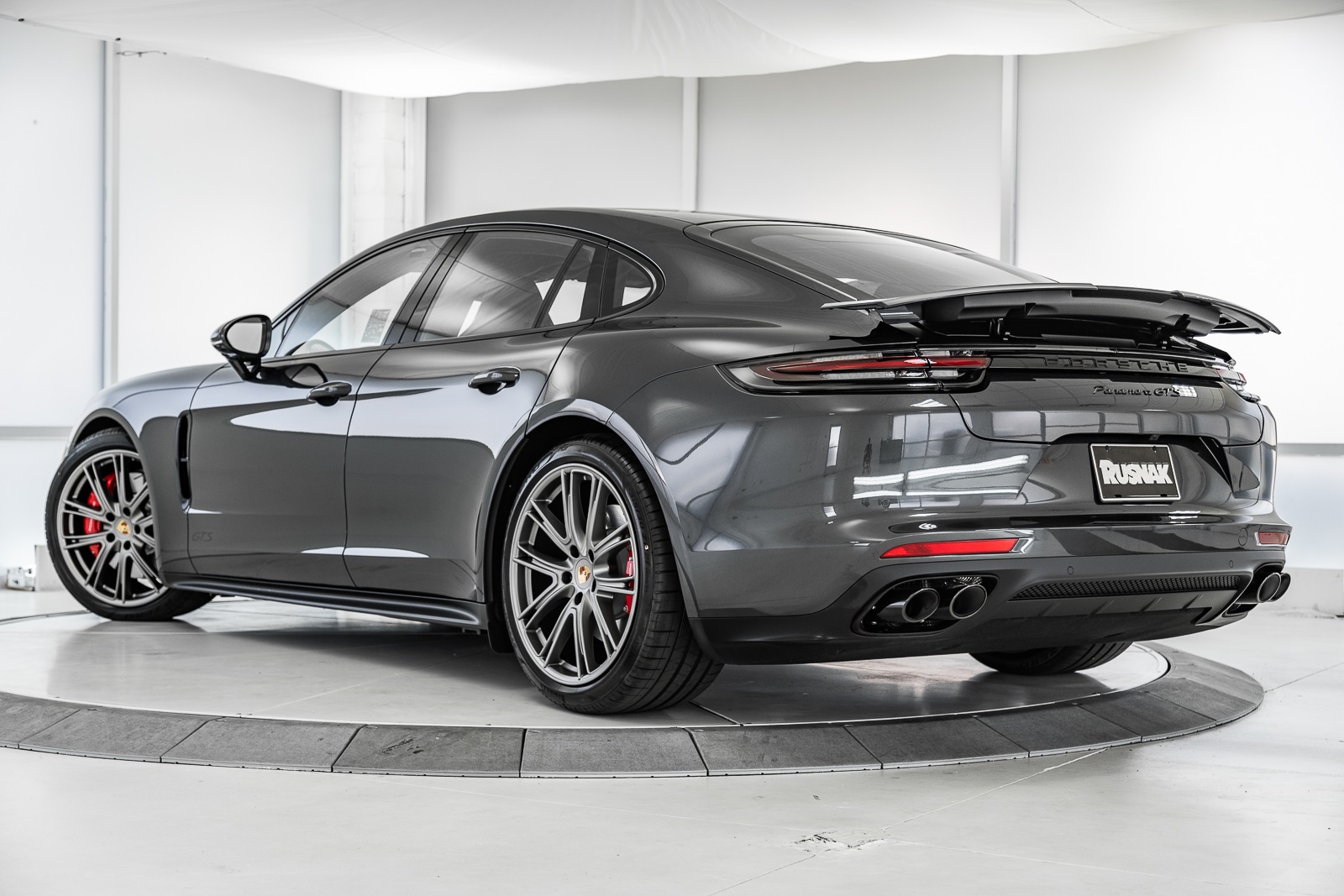 Porsche panamera 4 2019